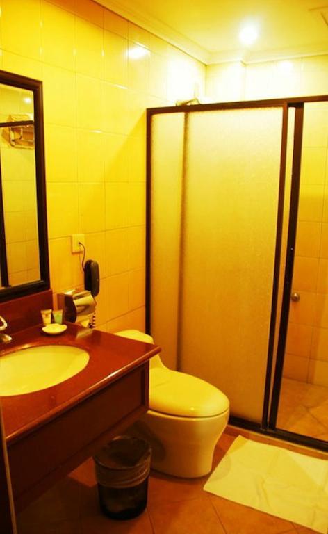 Grand Regal Hotel Баколод Номер фото